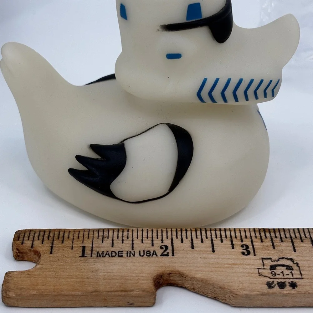 Locomocean‎ Pondtrooper Rubber Duck White Star Wars Stormtrooper LED NIB